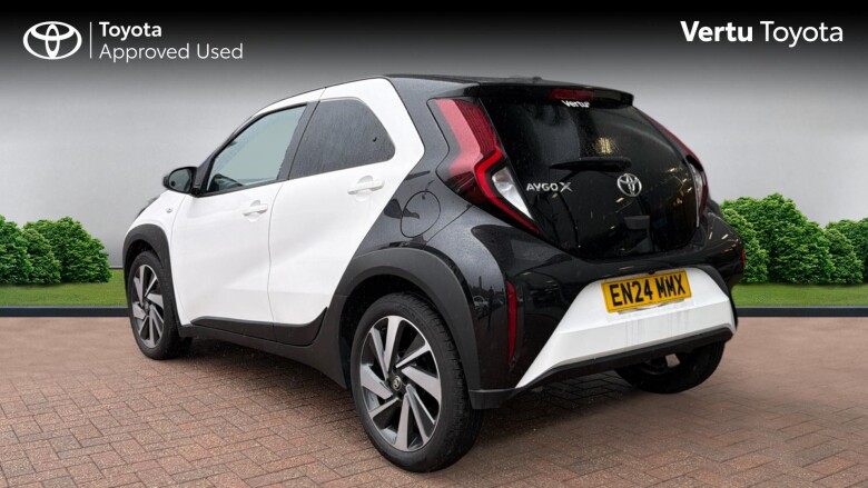 Toyota Aygo X 1.0 VVT-i Edge 5dr Petrol Hatchback